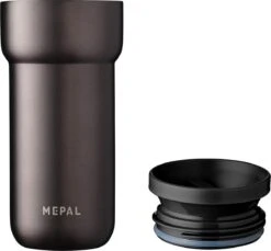 Mepal Isoleerbeker Ellipse 375 Ml – Houdt Je Drankje 4 Uur Warm En 8 Uur Koud – Titanium – Koffiebeker To Go – Lekdicht – Thermosbeker -Tafelwaren Verkoop 1200x1112 2