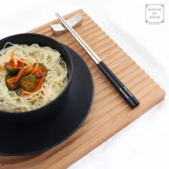 House Of Husk Chopsticks Set - Koreaanse Eetstokjes - Vaatwasserbestendig - RVS - 5 Paar - Duo Tone - Zwart Zilver 9 House Of Husk Chopsticks Set - Koreaanse Eetstokjes - Vaatwasserbestendig - RVS - 5 Paar - Duo Tone - Zwart Zilver -Tafelwaren Verkoop 1200x1198 12