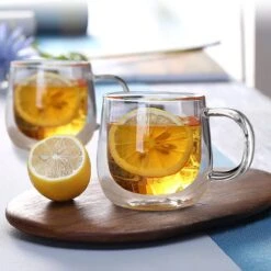 House Of Husk 2 Stuks Dubbelwandige Glazen Met Oor - Koffieglazen - Theeglazen - 300ML - 2 Stuks - Latte Macchiato & Cappuccino Glazen - -Tafelwaren Verkoop 1200x1198 31