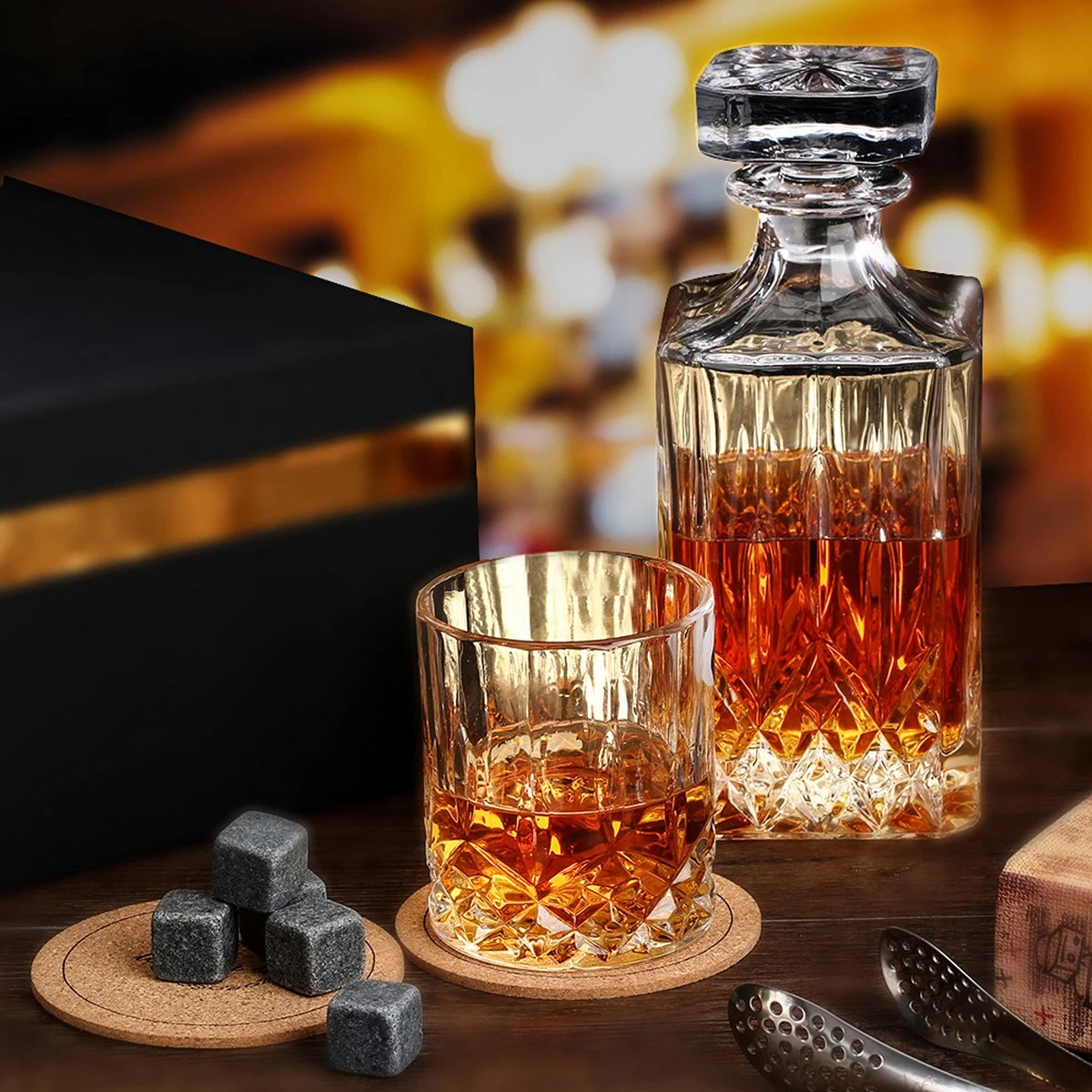 Niceey Whiskey Set - Whiskey Glazen - Whiskey Karaf - 4 Glazen Met Karaf - 5 Delig 7 Niceey Whiskey Set - Whiskey Glazen - Whiskey Karaf - 4 Glazen Met Karaf - 5 Delig - Afbeelding 7