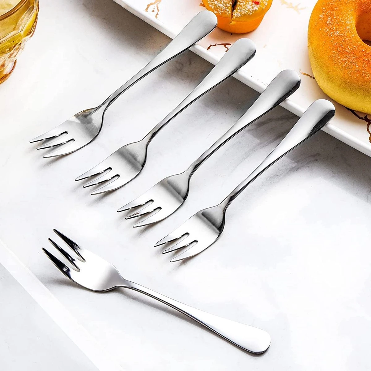 House Of Husk® Gebaksvorkjes - Dessertvorken - Taartvorkjes - Cocktailvorken - Klein Vorkjes - 12 Stuks - RVS - Zilver 4 House Of Husk® Gebaksvorkjes - Dessertvorken - Taartvorkjes - Cocktailvorken - Klein Vorkjes - 12 Stuks - RVS - Zilver - Afbeelding 4