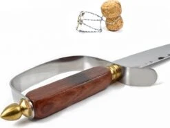 Dymund® Sabreer Sabel - RVS - Professioneel Champagnesabel - Incl. Bewaardoos - 44,5 Cm -Tafelwaren Verkoop 1200x901 1