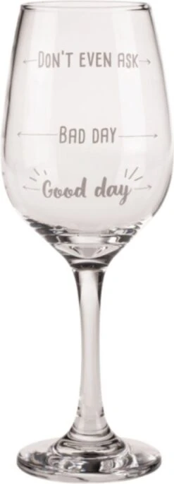 Out Of The Blue Grappig Wijnglas Met Tekst - Wijncadeau Voor Vrouwen - Cadeau Sinterklaas Kerst Verjaardag - Wijnglas Met Wijnhumor En Print: Good Day, Bad Day, Don’t Even Ask 13 Out Of The Blue Grappig Wijnglas Met Tekst - Wijncadeau Voor Vrouwen - Cadeau Sinterklaas Kerst Verjaardag - Wijnglas Met Wijnhumor En Print: Good Day, Bad Day, Don’t Even Ask -Tafelwaren Verkoop 433x1200