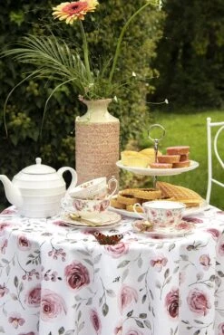 Clayre & Eef Kop En Schotel 200 Ml Roze Wit Porselein Rond Bloemen Servies Cadeau Voor Haar Cappuccino -Tafelwaren Verkoop 801x1200 9