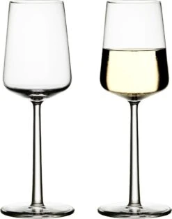 Iittala Essence - Wijnglazen Witte Wijn – Vaatwasserbestendig - Transparant - 33 Cl – Set Van 2 Glazen 16 Iittala Essence - Wijnglazen Witte Wijn – Vaatwasserbestendig - Transparant - 33 Cl – Set Van 2 Glazen -Tafelwaren Verkoop 943x1200